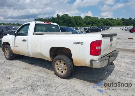 2008 Chevrolet Silverado 1500 Work Truck z USA, uszkodzony, nr VIN 1GCEK14X58Z216849